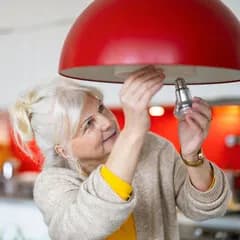 Oprava lampy – zvládla všetko